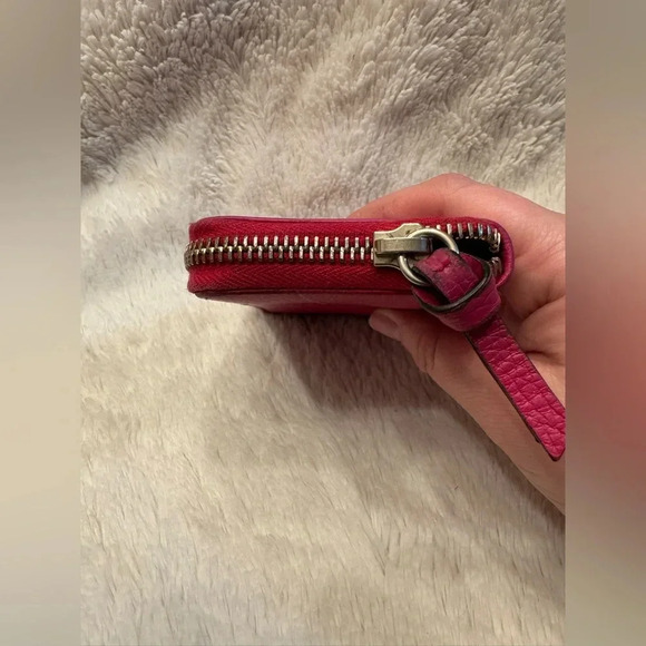 Vintage Gucci Zip Around Leather Wallet - Pink Calfskin - 1990s Pebbled Leather - Picture 6 of 9